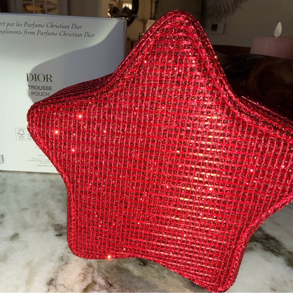Dior RED STAR pouch. Gold hardware. Sealed zipper pull New no box - Picture 5 of 10